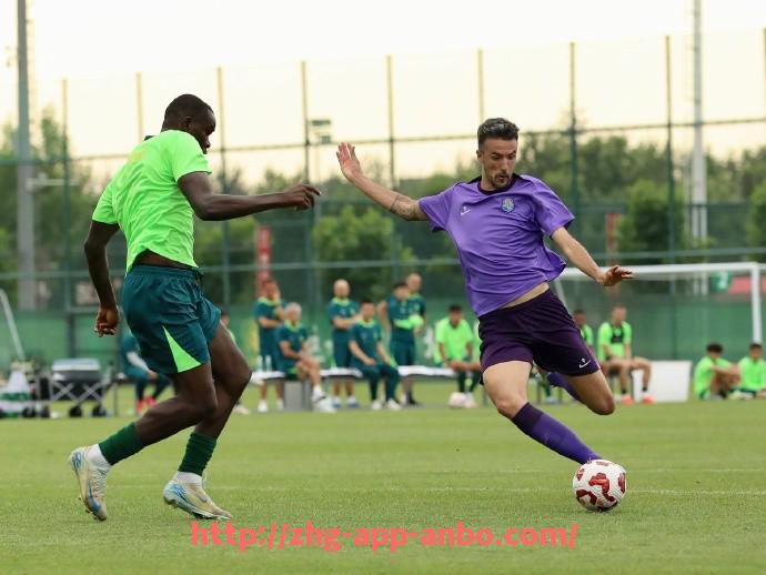 安博体育app下载-世俱杯各队主力球员表现数据对比与关键贡献分析